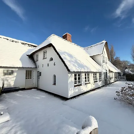 Hansen Hof 3 *